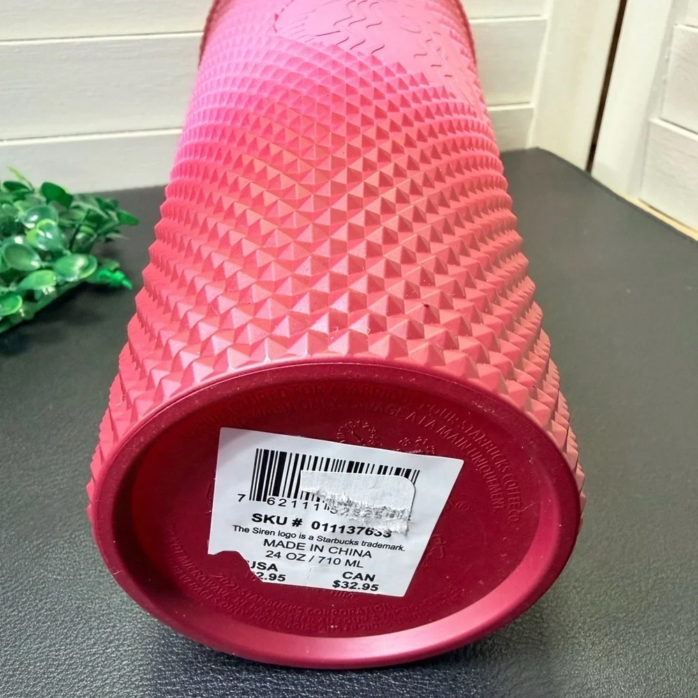 NWT Starbucks Holiday 2022 Waxberry Pink Ombre Studded Tumbler - no straw